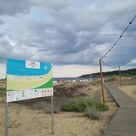 Green Life Studio Seaworld * Sozopol